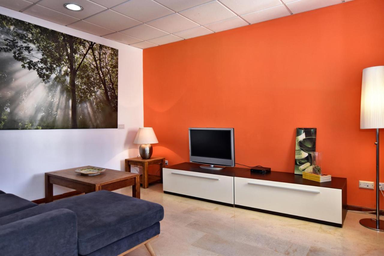 Apartmán Large St Julians Central 2 Saint Julian's Exteriér fotografie