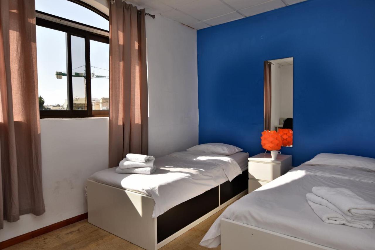 Apartmán Large St Julians Central 2 Saint Julian's Exteriér fotografie