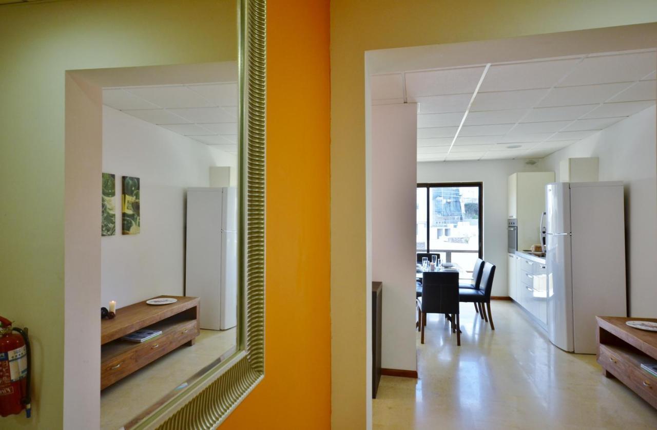 Apartmán Large St Julians Central 2 Saint Julian's Exteriér fotografie